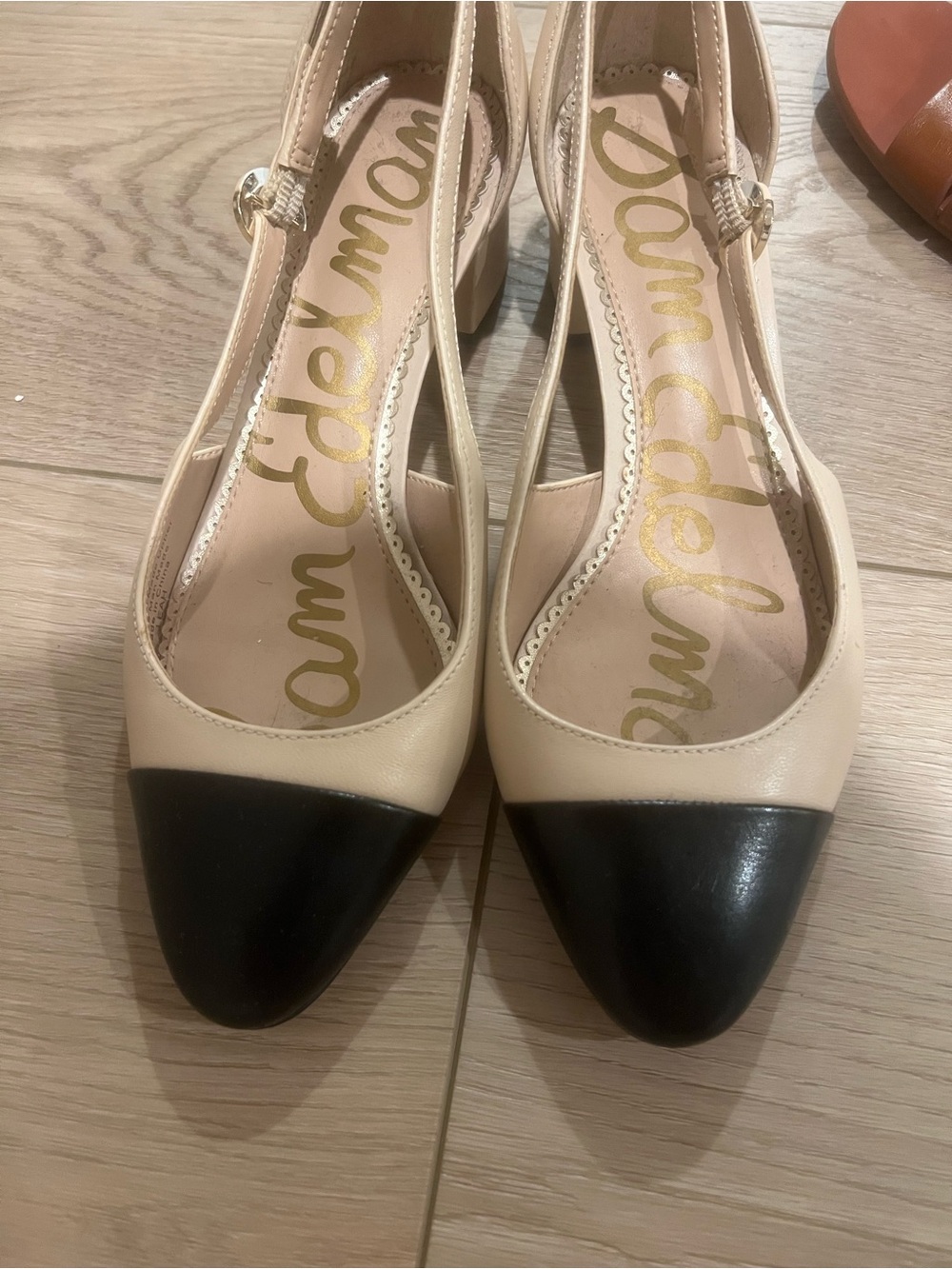 Sam Edelman Two-Tone Beige and Black Slingback Heels